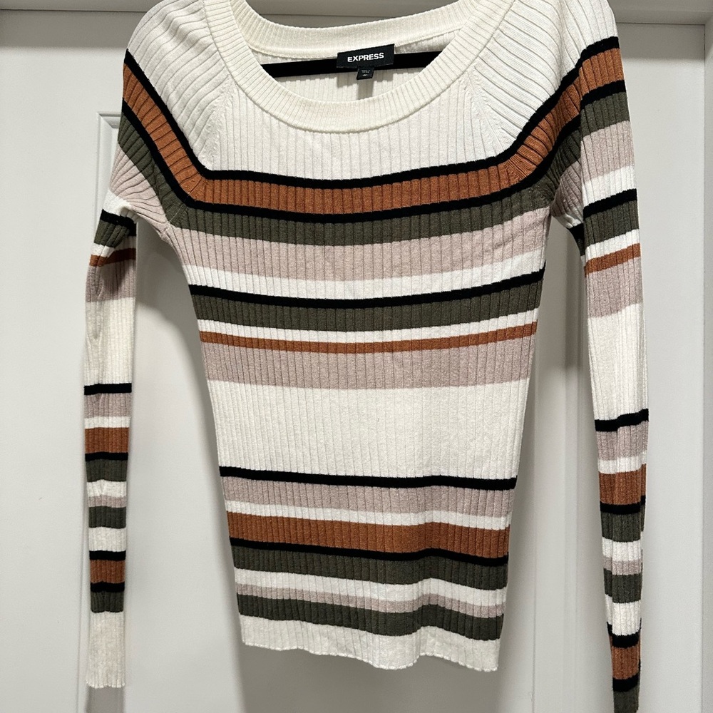 Express Cream and Brown Crew Neck Sweater with Ribbed Knit
